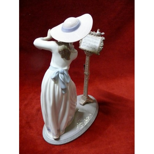 3 - LLADRO FIGURINE SONGBIRD RETIRED ORCHESTRA GIRL 6093 MUSICIAN PLAYING FLUTE dg186