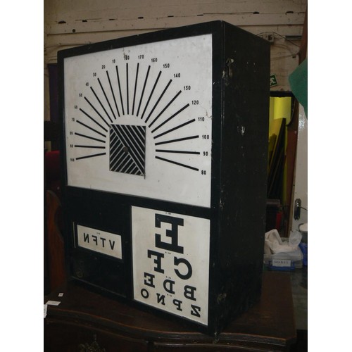 420 - Vintage opticians eye test chart light box, 72.5cm x 56cm x 26cm.