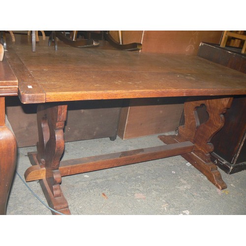 430 - Early 20thC solid oak farmhouse dining table.