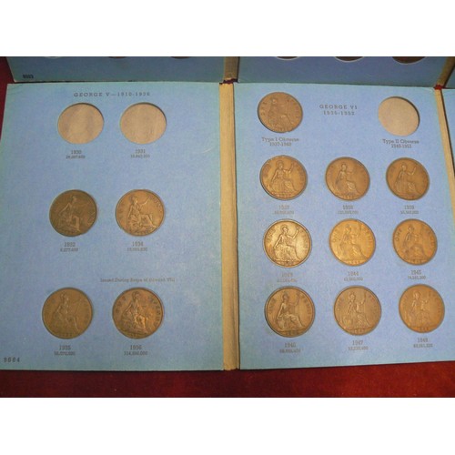 113B - 2x presentation folders of Great Britain Pennies.