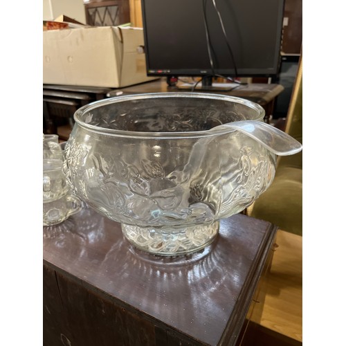 282 - LARGE GLASS PUNCH BOWL WITH 12 CUPS AND A LADLE