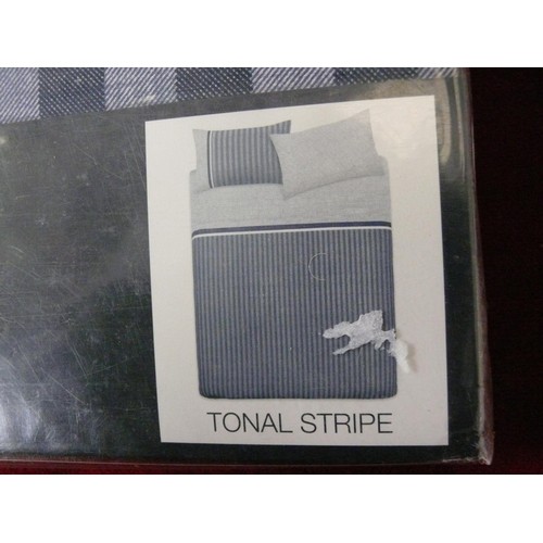 117 - 2 NEW SINGLE DUVET COVER SETS GREY STRIPE AND GREY OMBRE