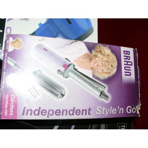 118 - TRESEMME LIGHTWEIGHT DRYER 1800 PLUS BABYLISS COMPACT DRYER AND BRAUN INDEPENDANT STYLE N GO ALL IN ... 