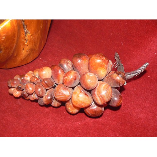 386 - Carved wood basket containing a bunch of agate grapes