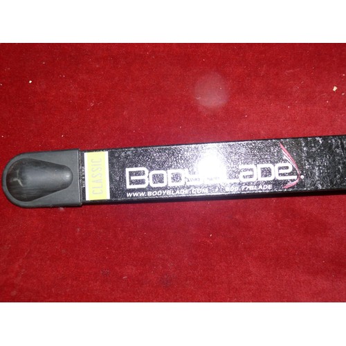 131 - BODYBLADE CLASSIC EXERCISER