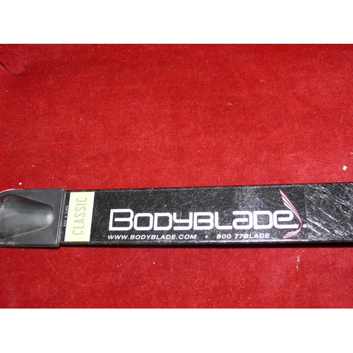 131 - BODYBLADE CLASSIC EXERCISER