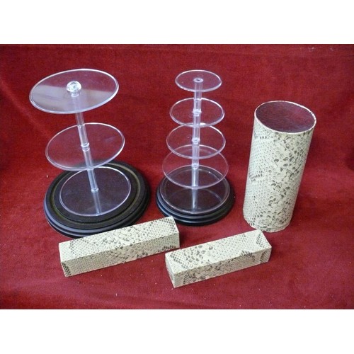 136 - SELECTION OF VARIOUS JEWELLERY STANDS