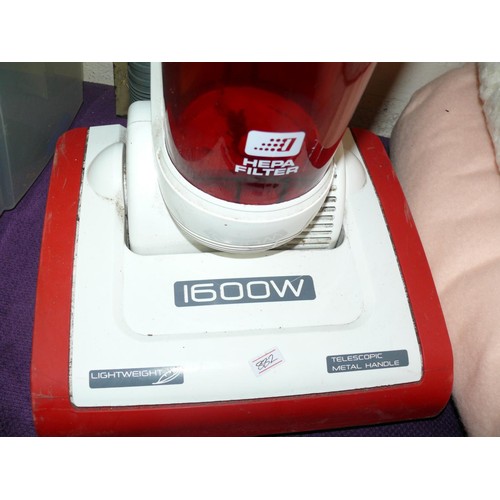 161 - HOOVER ALYX UPRIGHT VACUUM CLEANER, WORKING ORDER