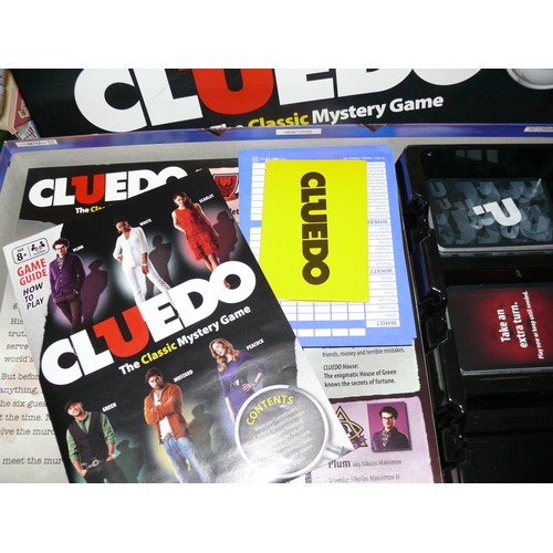 167 - COLLECTION OF GAMES AND TOYS TO INCLUDE 102 DALMATIONS, CLUEDO AND DOCTOR WHO