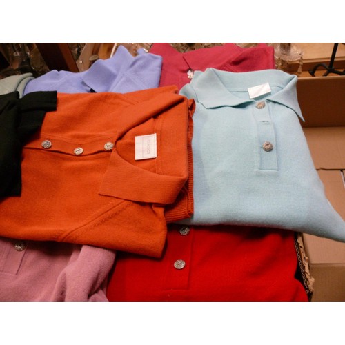 197 - BOX OF 9 LADIES LONGSLEEVED LIGHTWEIGHT JUMPERS IN VARIOUS COLOURS