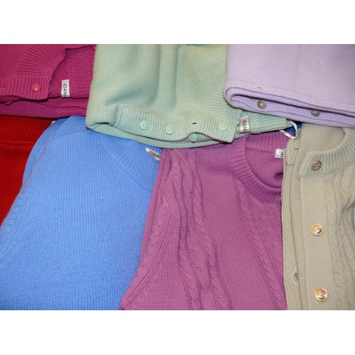 198 - BOX OF 10 LADIES JUMPERS AND 4 LADIES CARDIGANS IN VARIOUS COLOURS