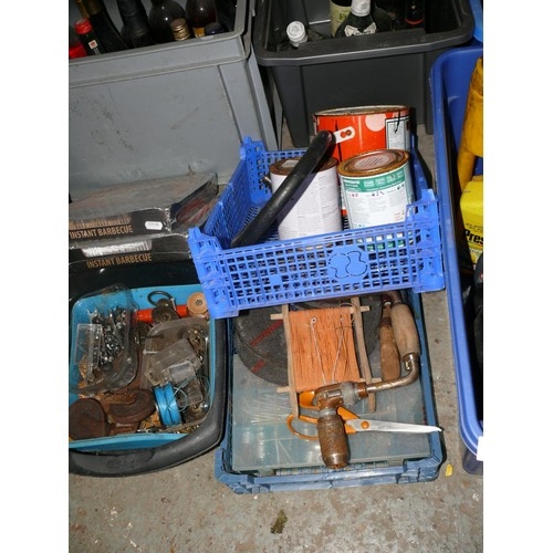 146 - QUANTITY OF GARAGE ITEMS AND MISCELLANEOUS TO INCLUDE FISHNG, TOOLS, PAINT MOTOR OIL ETC