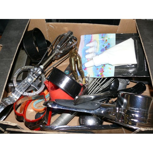 257 - SELECTION OF KITCHEN UTENSILS TO INCLUDE POTATO RICER, LEG NUT CRACKERS, WHISKS, BRITA WATER FILTER ... 