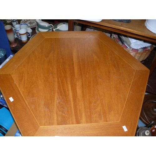 391 - HEXAGON SHAPED WOODEN SIDE TABLE