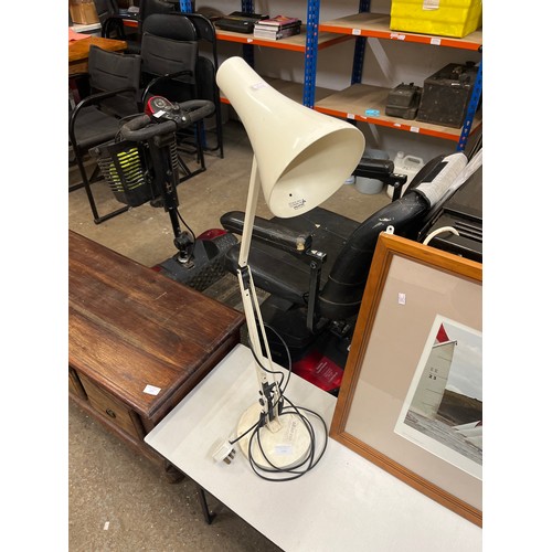 450 - VINTAGE WHITE ANGLEPOISE DESK LAMP