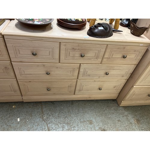 457 - LARGE LIGHT WOOD 7 DRAWER CHEST