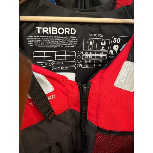 472 - 3 TRIBORD LIFE JACKETS 1 X +80KG AND 2 X 60-80KG