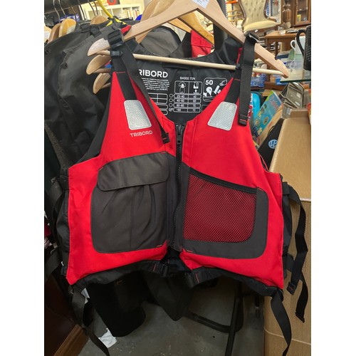 472 - 3 TRIBORD LIFE JACKETS 1 X +80KG AND 2 X 60-80KG