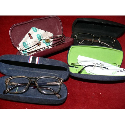 428 - SELECTION OF GLASSES CASES AND GLASSES