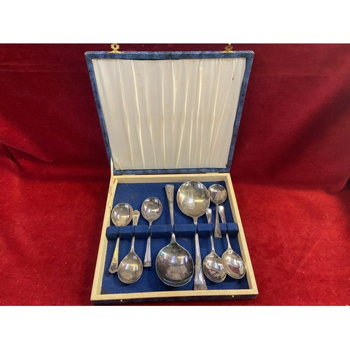 39 - Boxed EPNS silver plated serving and soup spoons.