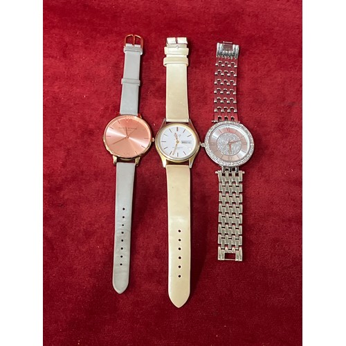 25 - AVIA GENTS WATCH, FUENTE WATCH AND OLIVIA BURTON - ALL WORKING AT TIME OF LOTTING