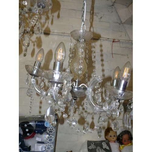 228 - NICE SELECTION OF GLASS AND CRYSTAL CHANDELIERS