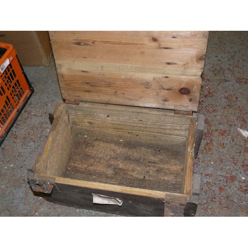 326 - SMALL VINTAGE WOOD AMMUNITION BOX WITH ROPE HANDLE