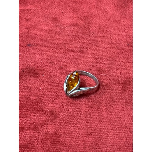 47 - VINTAGE STERLING SILVER RING WITH AMBER STONE IN THE SHAPE OF A FLOWER IN BUD - MARKED 925