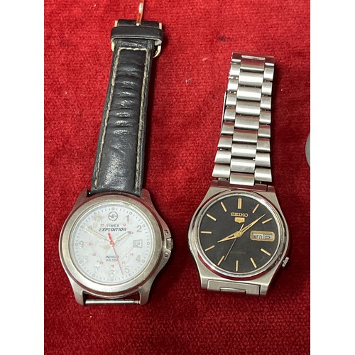 50 - 4 WRIST WATCHES INCLUDING TIMEX EXPEDITION, SEIKO OLYMPIC CHRONOGRAPH, SEIKO AUTOMATIC WITH BLACK DI... 