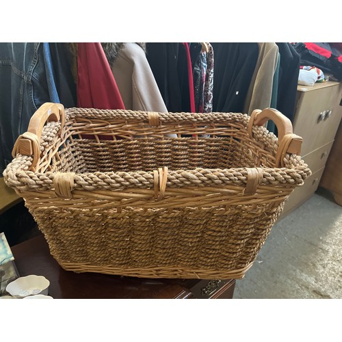 476 - VERY LARGE WICKER LOG BASKET WITH WOODEN HANDLES