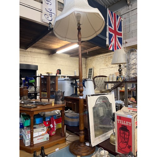 387 - STANDARD LAMP WITH TURNED WOOD COLUMN AND LARGE SHADE