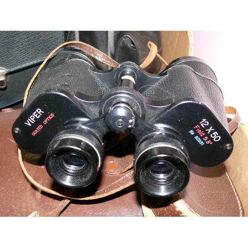 348 - LARGE BOX OF BINOCULARS AND OPERA GLASSES MANY WITH ORIGINAL CASES