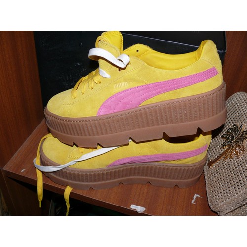 148 - PUMA PLATFORM TRAINERS IN YELLOW AND PINK NEW WITH BOX, SIZE 8