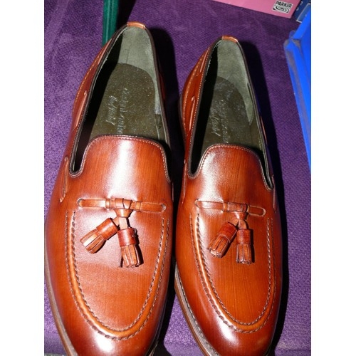 182 - PAIR OF GENTS LOAKES  SHOES, UNWORN IN BROWN SIZE 10