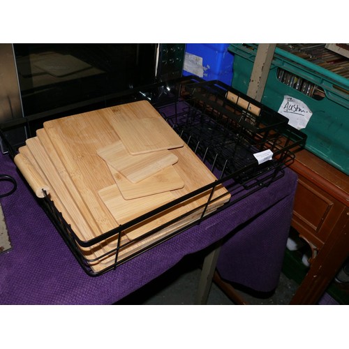 214 - BLACK METAL AND WOOD SINK DRAINER AND WOODEN PLACEMATS AND COASTERS