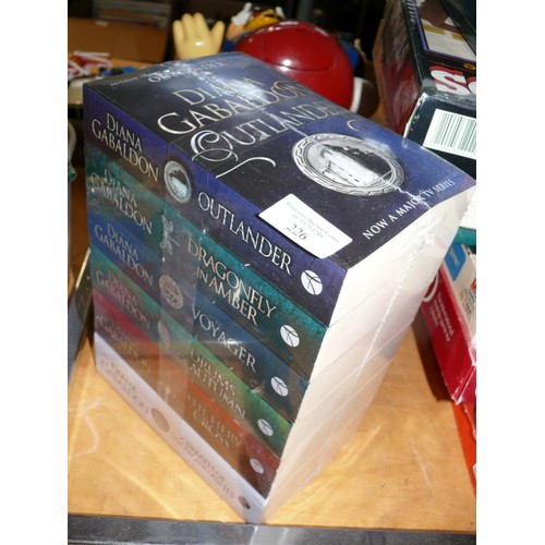 226 - BRAND NEW 'OUTLANDER' BOOKSET BY DIANA GABALDON