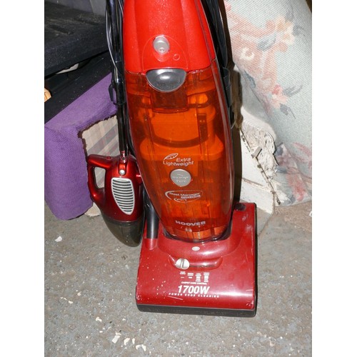 152C - RED 1700W HOOVER AND A EWBANK HANDHELD VACUUM