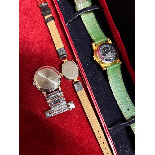 44D - A NURSES INGERSOLL FOB WATCH, A LADIES ORIOSA SWISS WATCH AND A LADIES NAF-NAF PIG LOVERS WATCH IN B... 