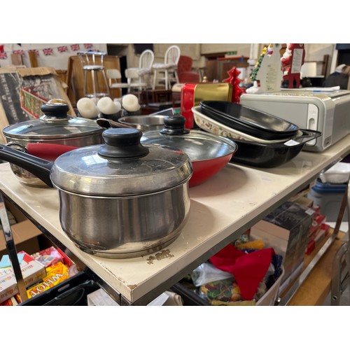 228 - NICE SELECTION OF SAUCEPANS AND OVEN DISHES PRESTIGE, JUDGE ETC