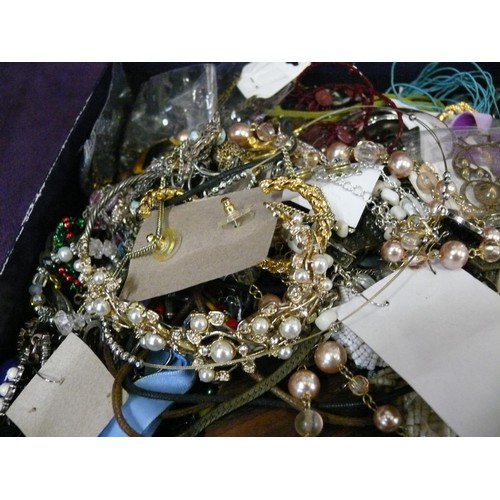 115 - NICE BOX OF MIXED COSTUME JEWELLERY