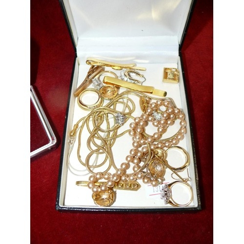 85 - A BOX OF SILVER AND SILVER COLOURED JEWELLERY PLUS A BOX OF GOLD COLOURED JEWELLERY RINGS, NECKLACES... 