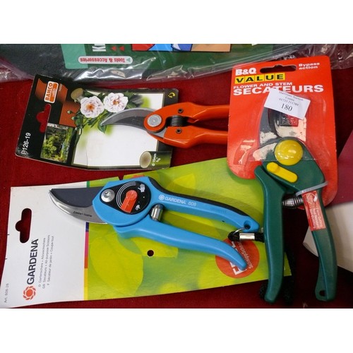 180 - NEW GARDENING ITEMS INCLUDING 3 PAIRS OF SECATEURS , SOIL MOISTURE METER AND KNEELER CUSHIONS