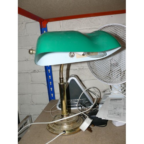 186 - SHELF OF HOUSEHOLD ELECTRICALS INCLUDING DESK FAN, HEATERS, 2000W HAIRDRYER, BANKERS LAMP