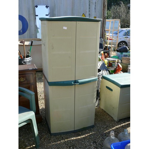 322 - PLASTIC UPRIGHT GARDEN STORAGE CUPBOARD