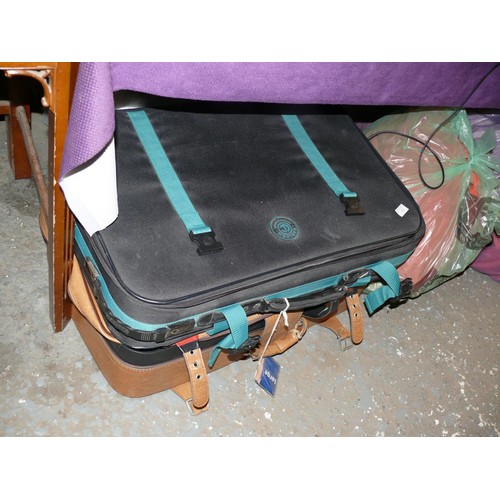 268 - 2 SUITCASES FULL OF GOOD QUALITY LADIES CLOTHES PLUS 3 BAGS OF MIXED CLOTHING