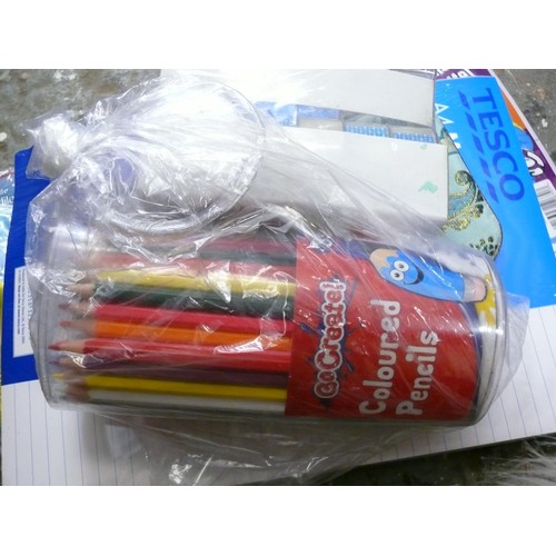 190 - BOX OF BRAND NEW ITEM TO INCLUDE STATIONERY, MEMO PADS, LEMONADE SET, CRAYONS