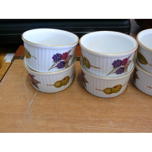 250 - 10 ROYAL WORCESTER 'EVESHAM' RAMEKINS