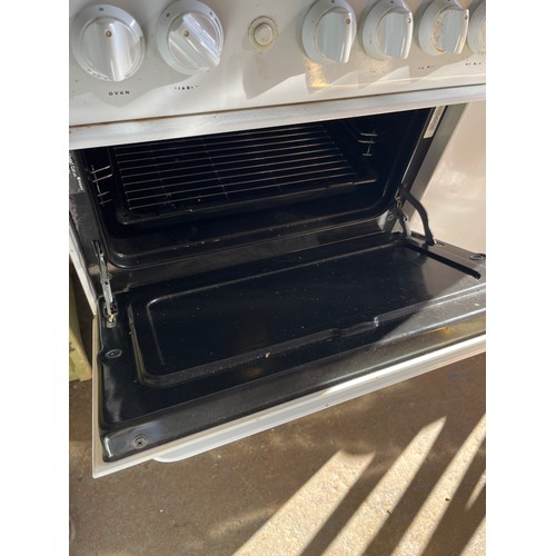 391 - FREE STANDING HOTPOINT GAS COOKER