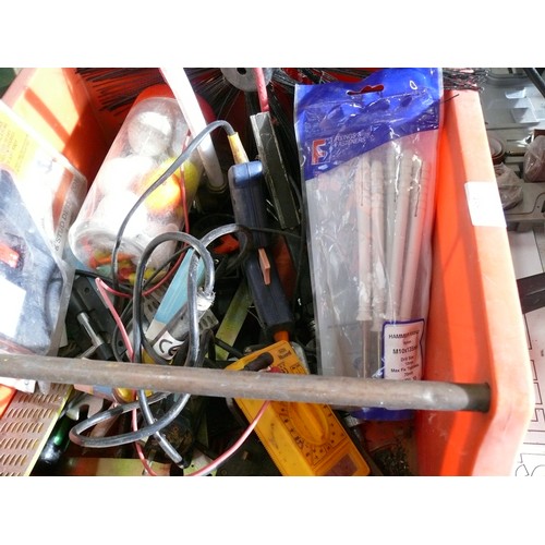 435 - DEXION MAXI BINS X2 WITH A SELECTION OF TOOLS INCLUDING A CYLINDER HONE AND VARIOUS OTHER BITS AND B... 