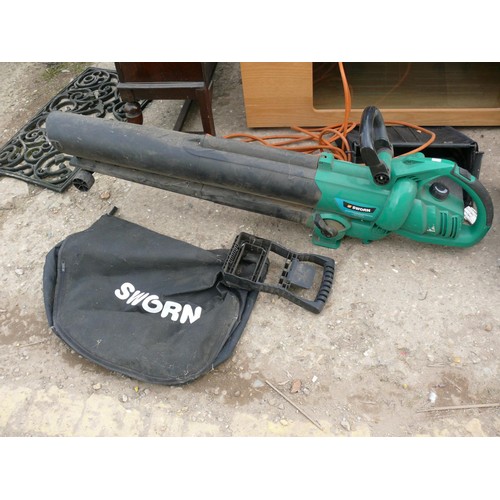 305C - SWORN LEAF VAC/BLOWER AND COLLECTION BAG